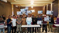 Program Asuransi Peternakan di Bantaeng, Ilham Azikin terima Penghargaan dari Jasindo