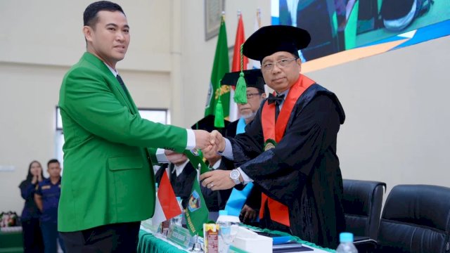 Selamat! Bupati Pangkep Yusran Raih Doktor Bidang Ilmu Perikanan.