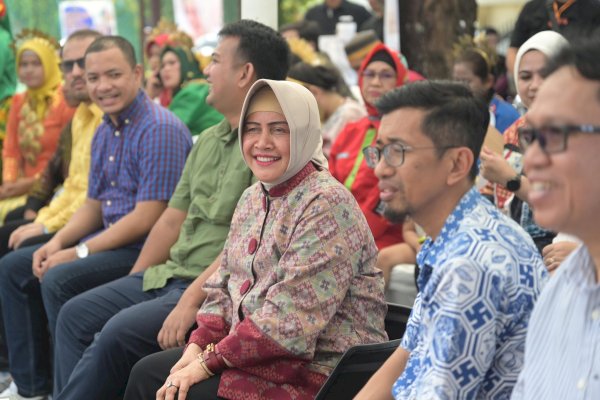 Indira Yusuf Ismail Ajak Masyarakat Lestarikan Budaya dengan Gemari Lagu Lokal