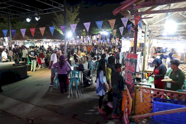 Penutupan F8, Pengunjung Semakin Padati Zona 5