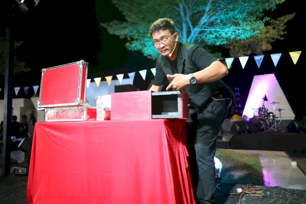 Arigato Magic, Hibur Pengunjung Zona 5 Dengan Aksi Sulap