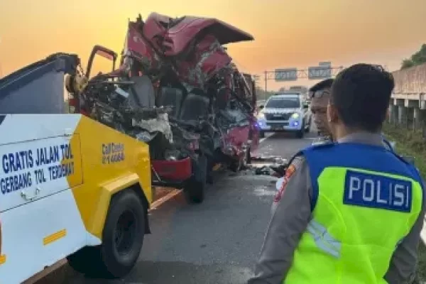 Kecelakaan di Tol Boyolali, 6 Orang Tewas