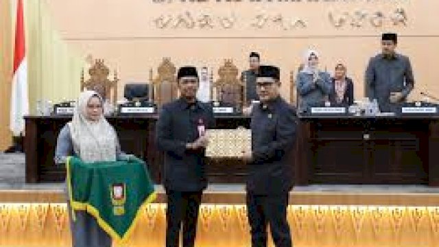 Firman Pagarra Sampaikan Realisasi APBD 2023 di DPRD Makassar, Imbau OPD Pacu Kinerja
