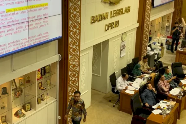 Baleg DPR: Syarat Parpol Parlemen Usung Calon di Pilkada Tetap 20%, Tak Bisa Di-mix