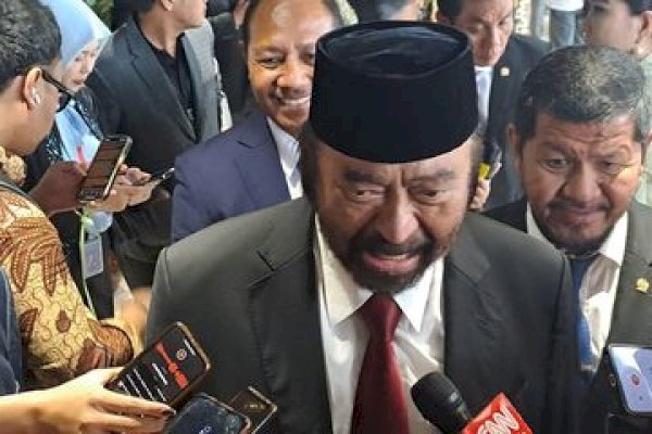 Surya Paloh: Kita Mulai Mencoba Menyiasati Undang-Undang!