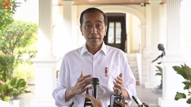 Jokowi Hormati Putusan MK dan DPR soal Syarat Usia Pencalonan Kepala Daerah.(F-INT)