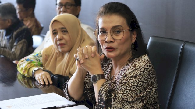 Ketua Pansus Firmina Tallulembang.