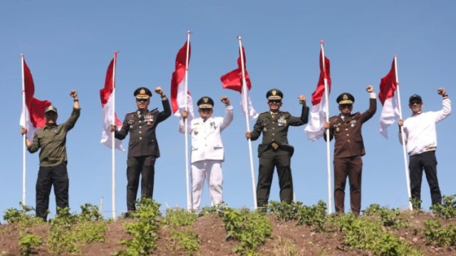 Bendera Sepanjang 770 Meter Dibentangkan di Bantaeng.