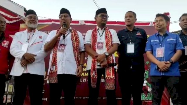 Muzayyin-Ikhsan Daftar Cabup dan Cawabup Sinjai di KPU 