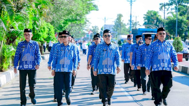 Lomba Gerak Jalan di Barru.