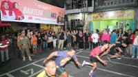 Ketua TP PKK Kota Makassar Buka Banteng Run Race 100 Meter di Kecamatan Mamajang