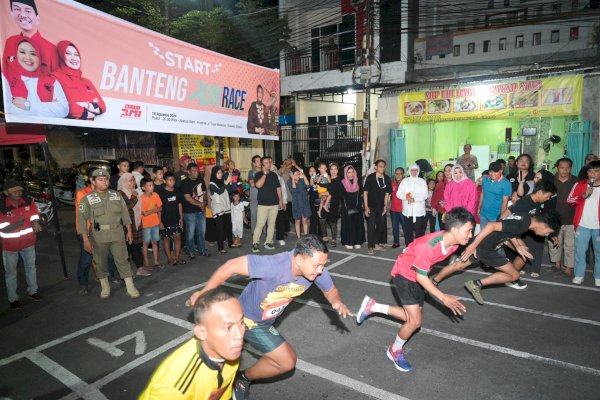 Ketua TP PKK Kota Makassar Buka Banteng Run Race 100 Meter di Kecamatan Mamajang