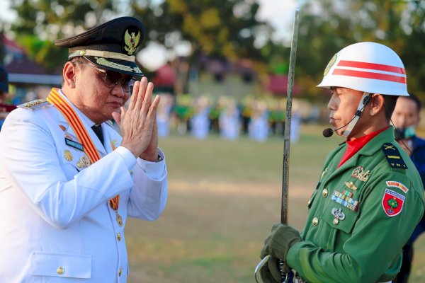 Berlangsung Khidmat, Upacara Penurunan Bendera Merah Putih di Kabupaten Barru Sukses