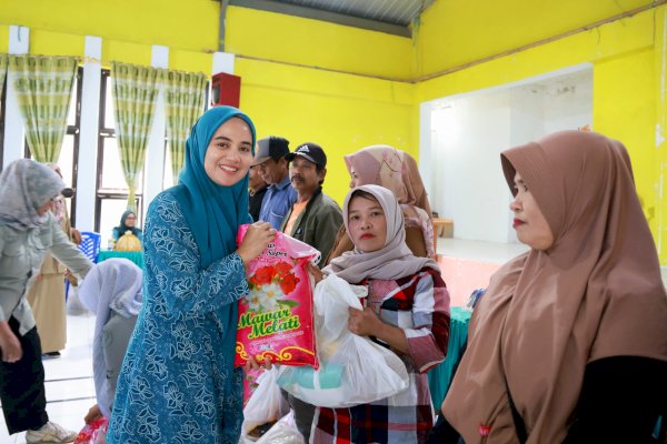 Plt TP PKK Barru Dokter Ulfah Distribusikan Bahan Pokok Murah: Bukti Nyata Pemkab Peduli ke Masyarakat!