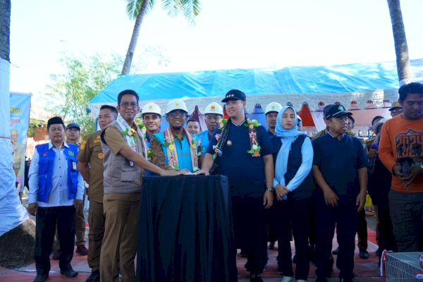 Alhamdulilah, Warga Pulau Polewali Sudah Nikmati Listrik Super Sun, Bupati Pangkep Yusran: Perubahan Positif Pasti Terjadi!