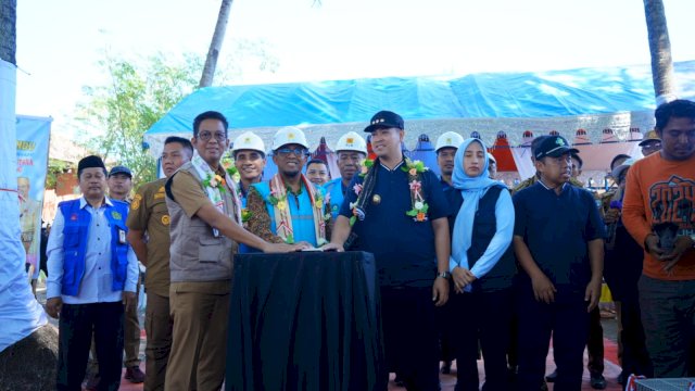 Bupati Pangkep Muhammad Yusran Lalogau.