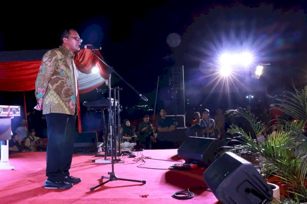 Masyarakat Tallo dan Ujung Tanah Tumpah Ruah Sambut Danny Pomanto-Indira Rayakan Pesta Rakyat