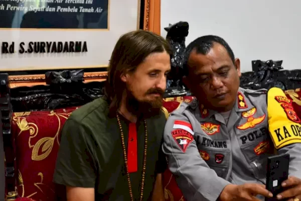 Akhirnya! Pilot Susi Air Berhasil Dibebaskan