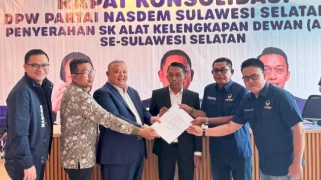 Haris Gani Kembali Jabat Ketua DPRD Pangkep.