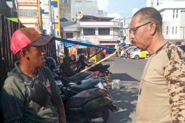 Tindak Lanjuti Laporan Masyarakat, TRC Perumda Parkir Beri Peringatan Jukir Depan Toko Sejahtera