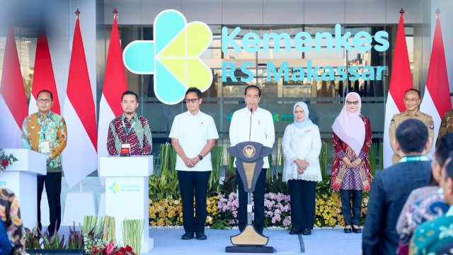 Presiden Jokowi Resmikan RS Kemenkes Makassar.