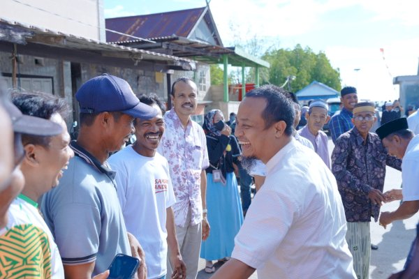 Ratusan Warga Bulu Cindea Sambut Kunjungan Andi Sudirman di Pangkep