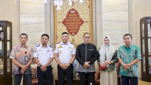 Danny Pomanto Setuju Balai Pengelola Transportasi Darat Buka Median Jalan untuk Akses Langsung Pertigaan Antang-Perintis.