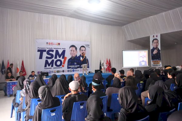 Emak-emak TKBM Resmi Jadi Keluarga Besar TSM MO, Siap Menangkan Pilkada Parepare