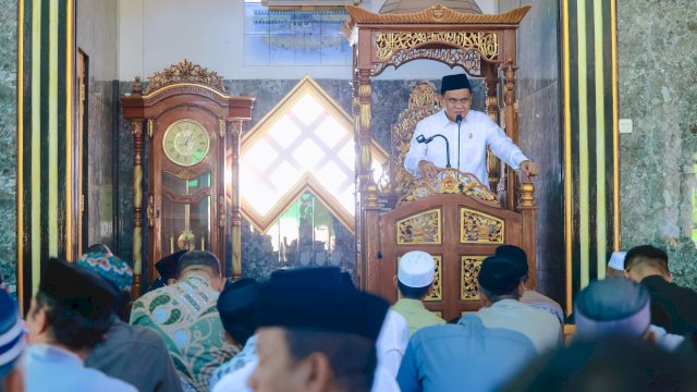 Pererat Hubungan dengan Masyarakat, Bupati Barru Suardi Saleh Komitmen Safari Jumat