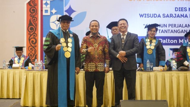 Hadiri Wisuda UKI Paulus, Andi Sudirman : Jadilah Generasi Terbaik, Idealis, Teguh Pendirian, dan Agen Perubahan