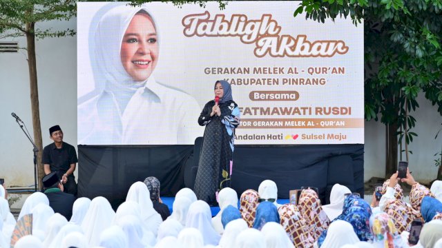 Tabligh Akbar di Pinrang, Fatmawati Dapat Apresiasi Alumni Program Melek Al-Qur&#8217;an