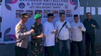 Deklarasi Anti Kekerasan dan Bullying Sebagai Tahap MPLS di SMAN 1 Barru