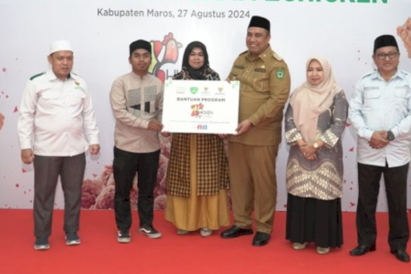 Baznas Maros Launching Program ZChicken, Chaidir Syam: Bisa Bantu UMKM Sutrisno Sutrisno