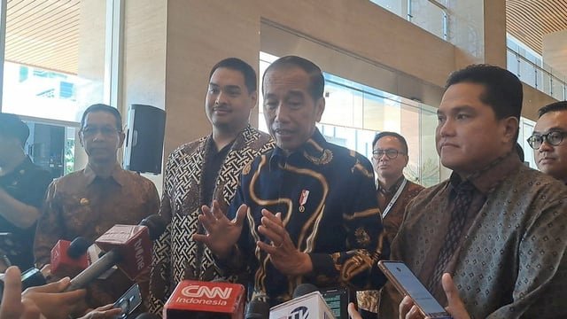 Jokowi tanggapi soal kisruh Kadin.(F-INT)