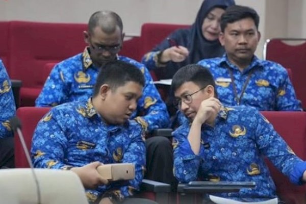 Sekretaris Bapenda Makassar Hadiri Rapat Indepth Interview Kepuasan Pengguna MCP