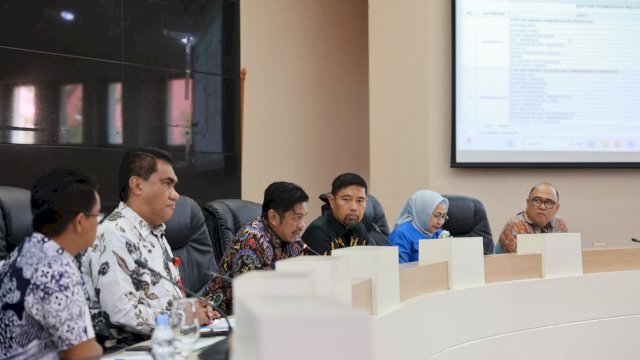 Sabtu Bersih Pemkot Makassar Dimulai Pekan Ini, Pjs Arwin Pimpin Rapat Koordinasi