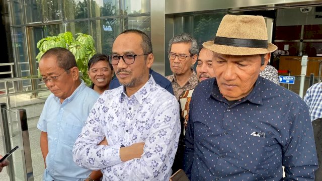 Abraham Samad Dkk Tagih Komitmen KPK Tindaklanjuti Dugaan Korupsi Keluarga Jokowi.(F-INT)