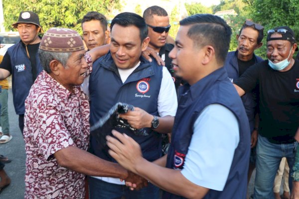 Tasming-Hermanto Disambut Meriah Warga Tiro Sompe, Janjikan Pemerataan Pembangunan