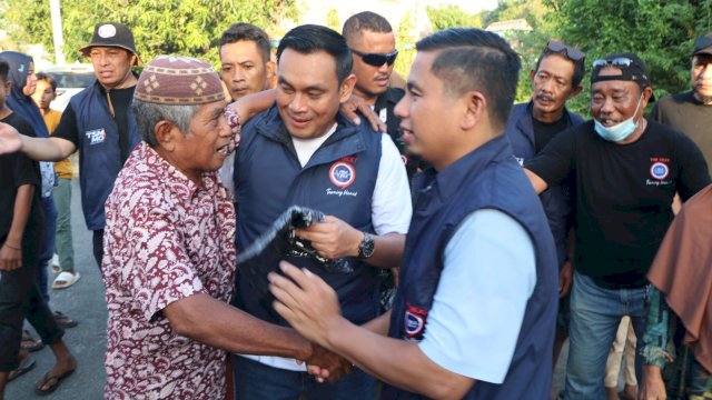 Tasming-Hermanto Disambut Meriah Warga Tiro Sompe, Janjikan Pemerataan Pembangunan