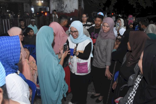 Nostalgia di Lapangan Tenis, Seto-Rezki Dapat Dukungan Penuh dari Warga Hartaco Indah