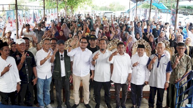 Andi Sudirman Sulaiman Bersama Masyarakat Barru.