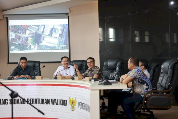 Pj Sekda Makassar Irwan Adnan Hadiri Rapat Mediasi Dinas Pertanahan, Tekankan Pendekatan Persuasif dan Solutif