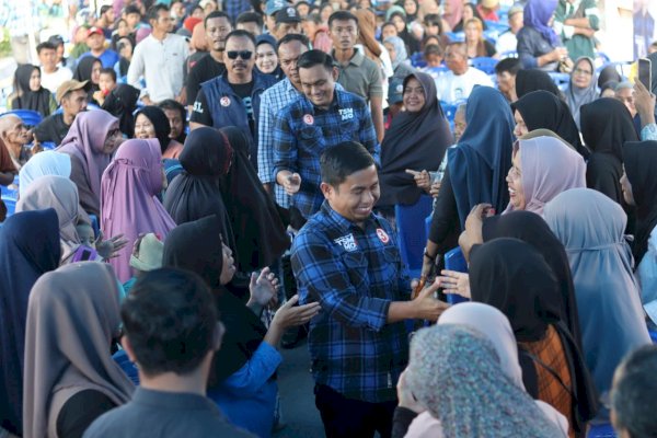 Ratusan Warga Antusias Sambut Safari Politik Tasming-Hermanto di Jalan Lingkar Kelurahan Lapadde