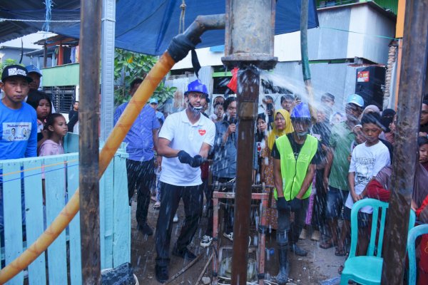 Resmikan Sumur Bor, Seto-Rezki Komitmen Dukung Kebutuhan Dasar Masyarakat Akan Air Bersih