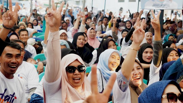 Warga histeris teriak "Andalanku ji, Ini mi Gubernurku"