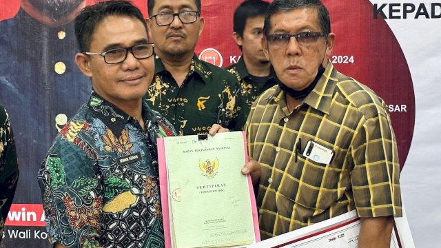 Pj Sekda Irwan Adnan Saksikan Serah Terima PSU Senilai Rp232 Miliar kepada Pemkot Makassar.