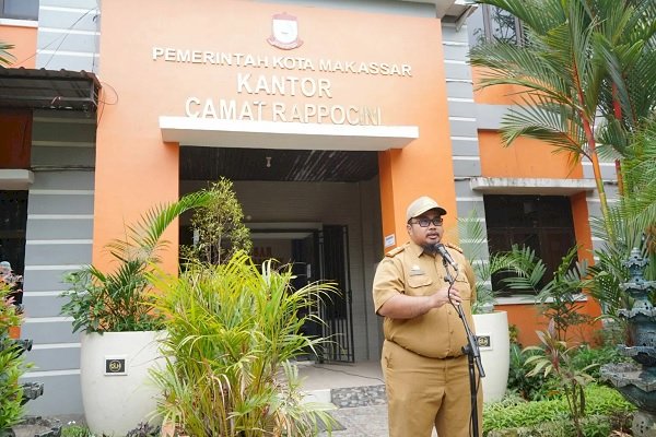 Rayakan Harpelnas 2024, Direksi dan Pimpinan Bank Sulselbar Turun Langsung Sapa Nasabah