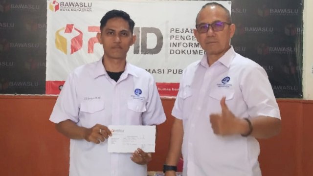 Tim Lawyer PDAM Makassar Resmi Melapor ke Bawaslu.