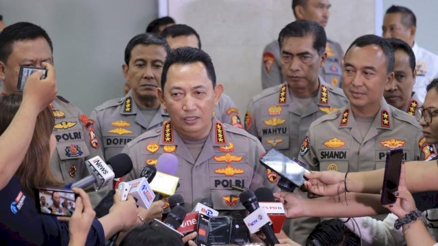 Kapolri Bakal Pecat Polisi yang Terbukti Minta Uang Damai ke Guru Supriyani.(F-INT)