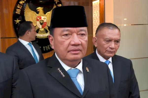 Menko Polkam Budi Gunawan Wanti-wanti Pemda soal UMP: Jangan Terjebak Kebijakan Populis